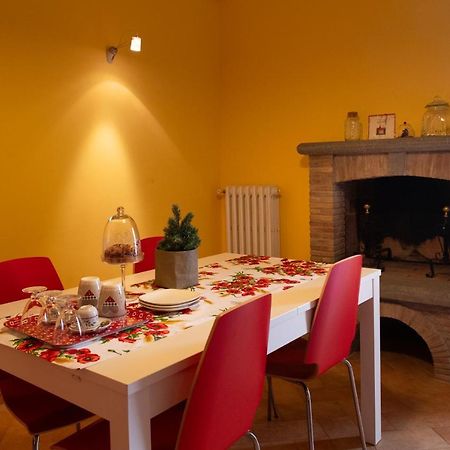 La Casa Di Gioia Bed and Breakfast Castiglione In Teverina Eksteriør billede